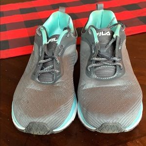 Lightweight memory foam Fila sneakers